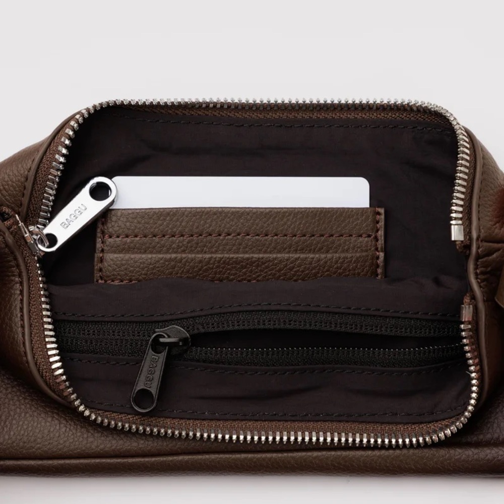 BAGGU Recycled Leather Pochette Brown NEW WITH TAGS NWT - Picture 4 of 6